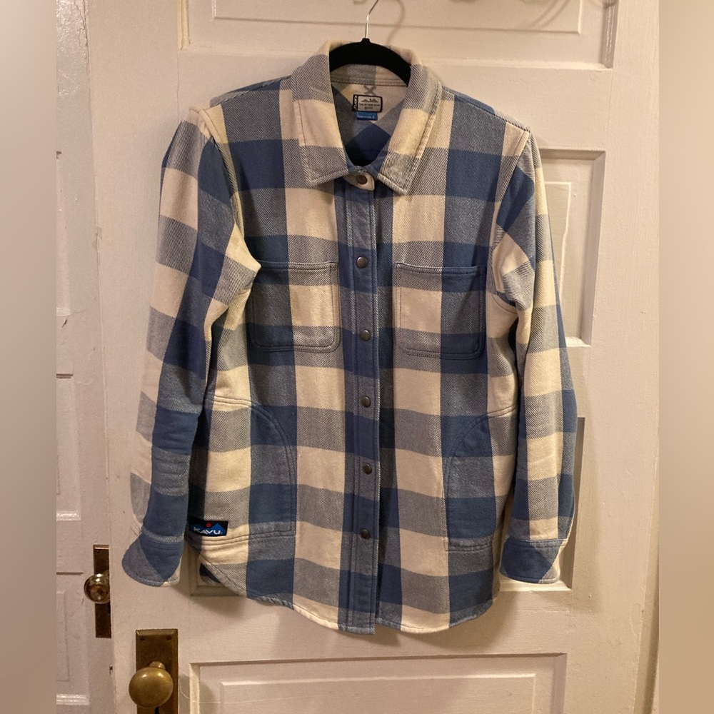 Kavu Wren Teal and Cream Plaid Snap Front Shirt Jacket. Size Small.